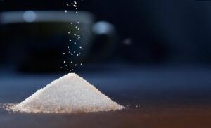 白砂糖は害？グラニュー糖との違い。黒糖、きび糖、てんさい糖も何者？